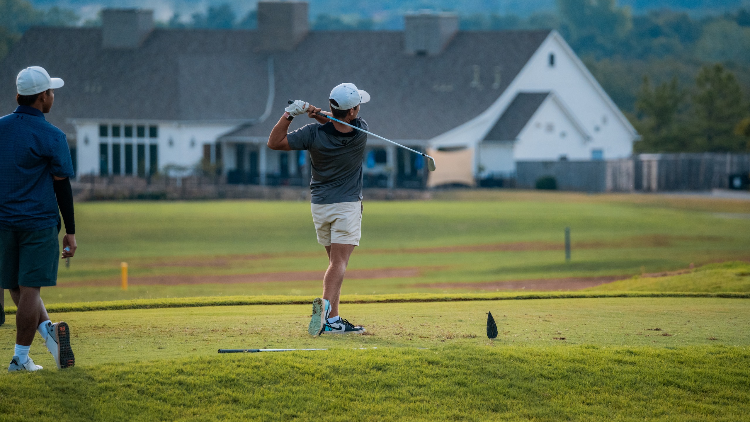 conner cryer fires a tee-shot on a par3